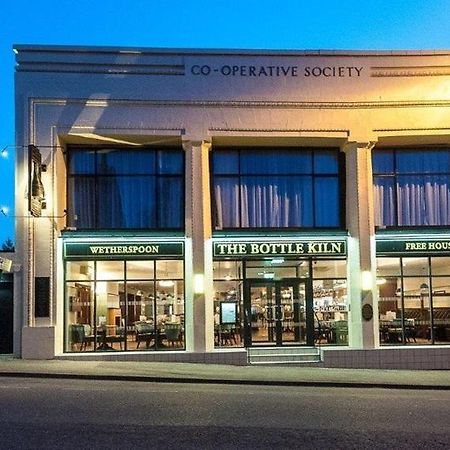 Отель The Bottle Kiln Wetherspoon Харвич Экстерьер фото